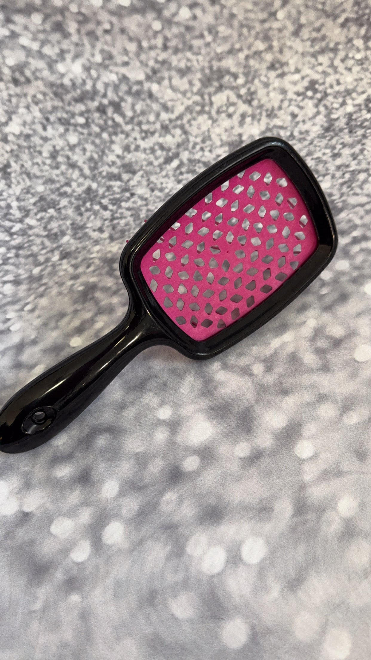 TANGLE FREE HAIRBRUSH