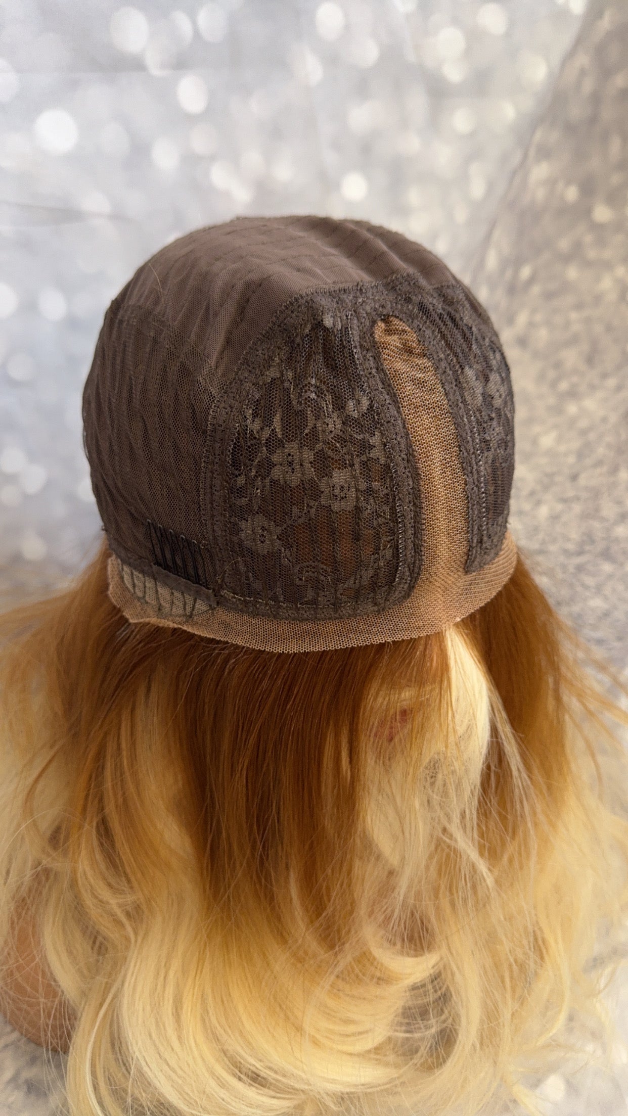 *AUGUSTA SINGLE GIRL DISPLAY UNIT