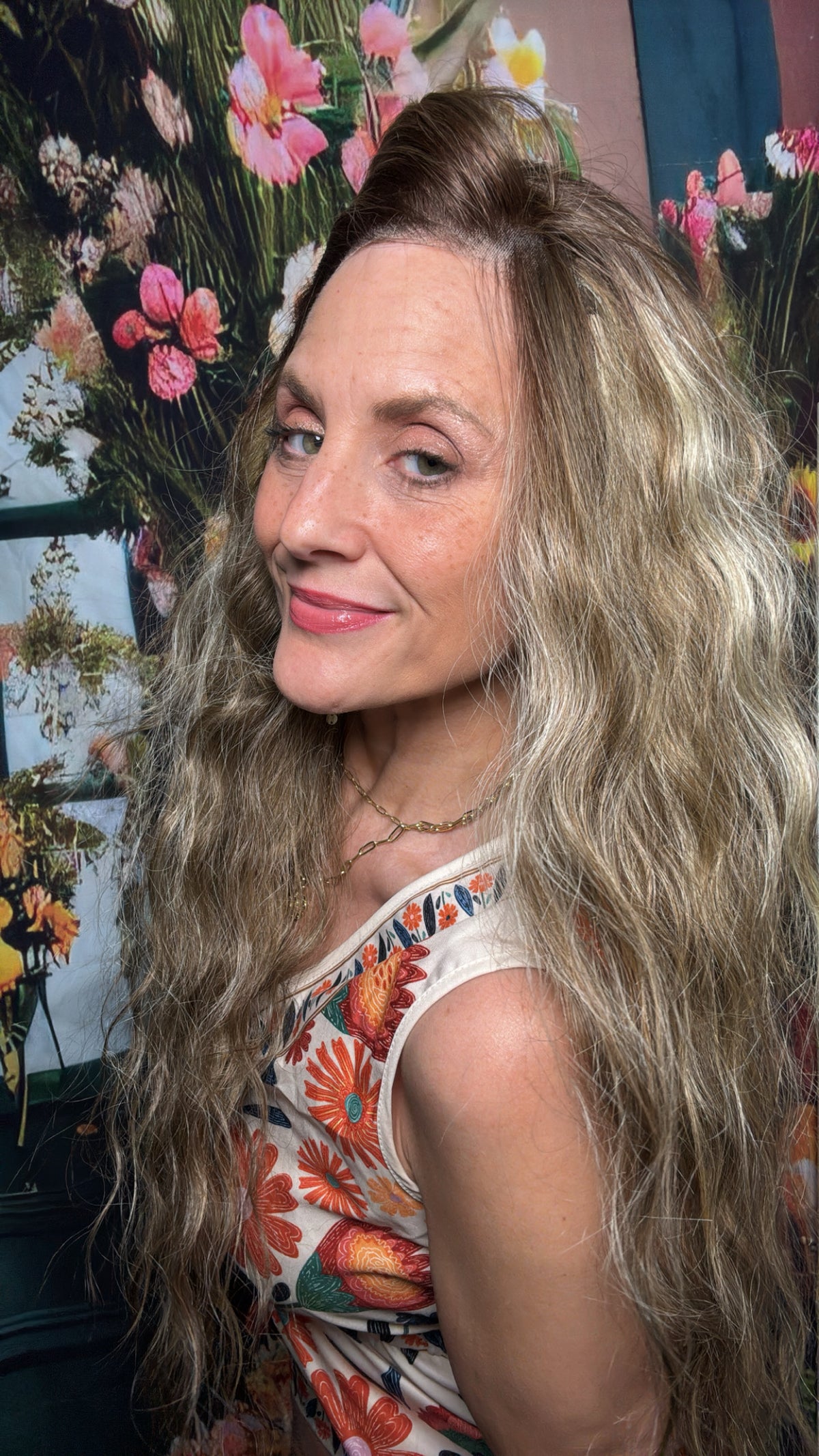 Harper in Toasted Taupe – 30” 13×4 Lace Front Wig