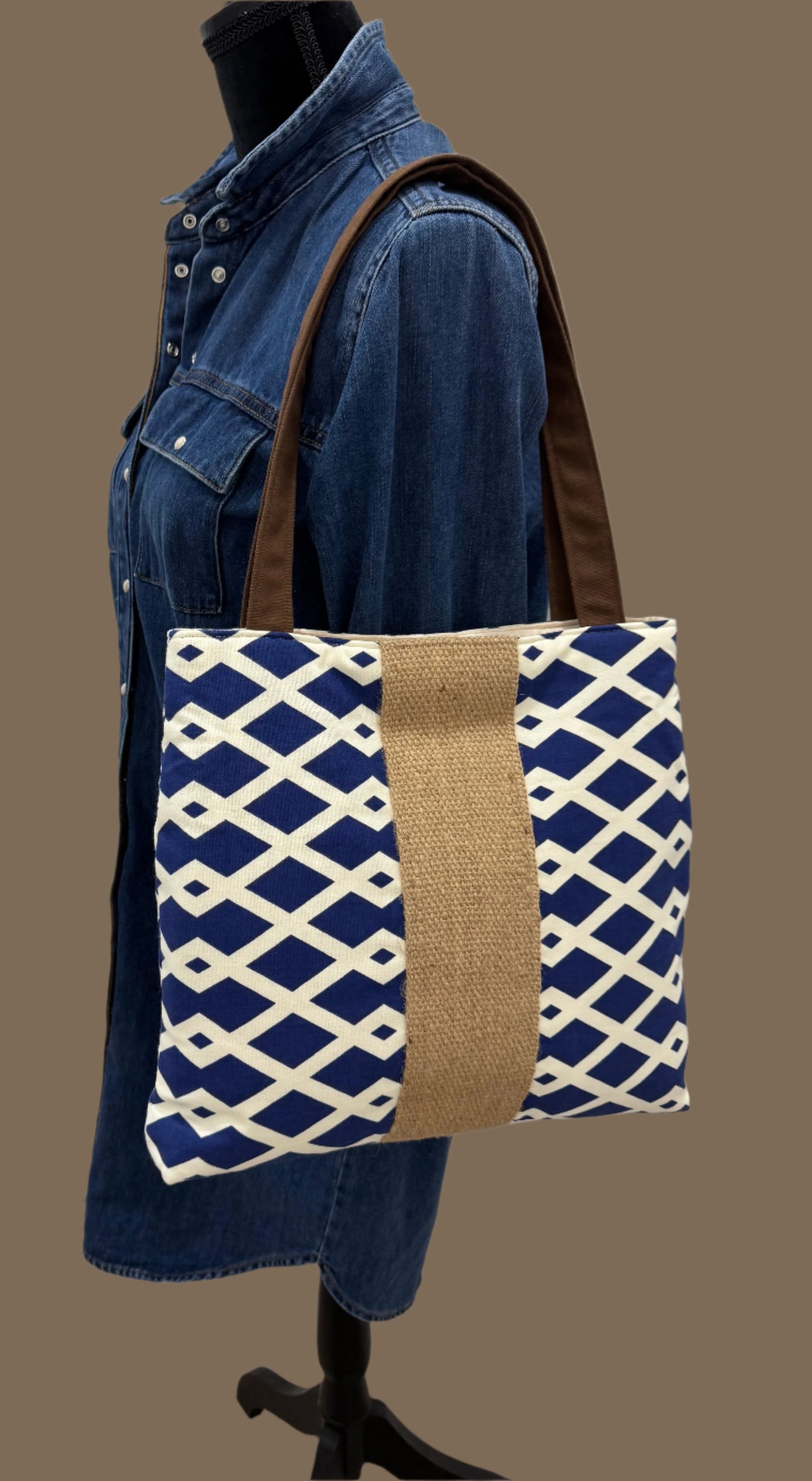 Handbag Purse Tote Bag Shoulder Tote in Navy and White with Jute Webbing