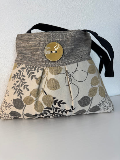 Floral tapestry Handbag Purse Tote in Cream and Gold