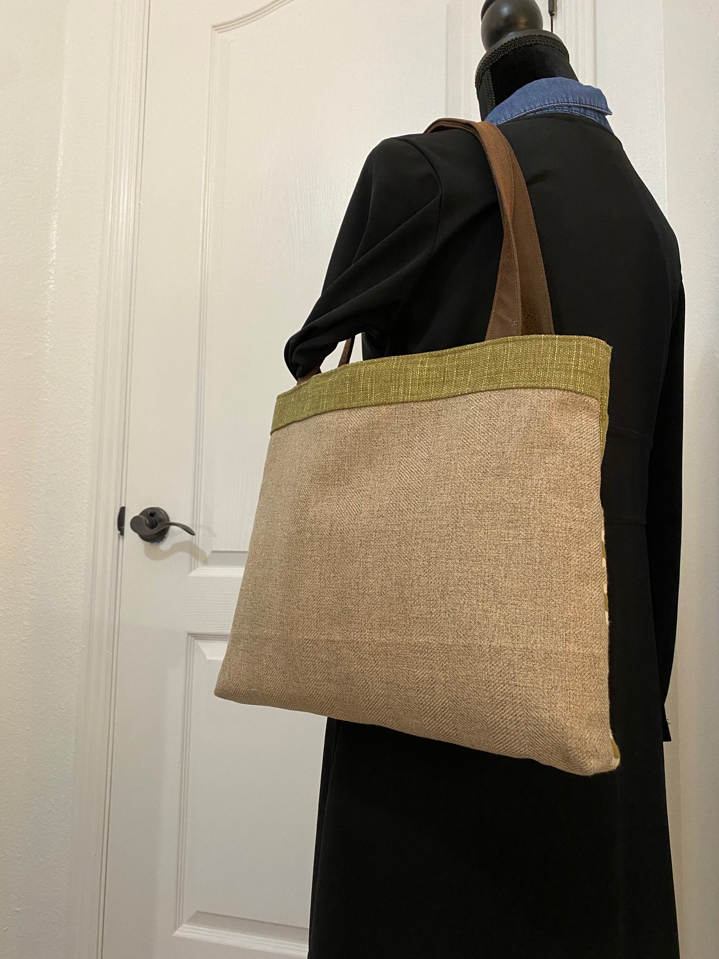 Green and Teal Tapestry Tote Handbag Purse