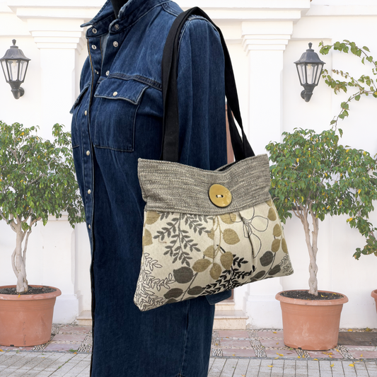 Floral tapestry Handbag Purse Tote in Cream and Gold